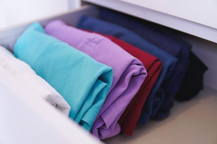 Saco Zip Lock para Roupas: Mantenha Suas Peças Organizadas e Protegidas